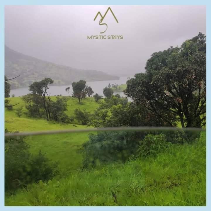 Mysticstays Resort Wai Eksteriør billede