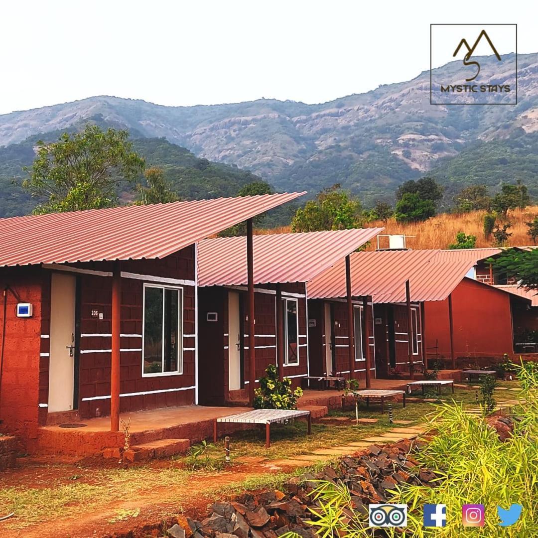 Mysticstays Resort Wai Eksteriør billede