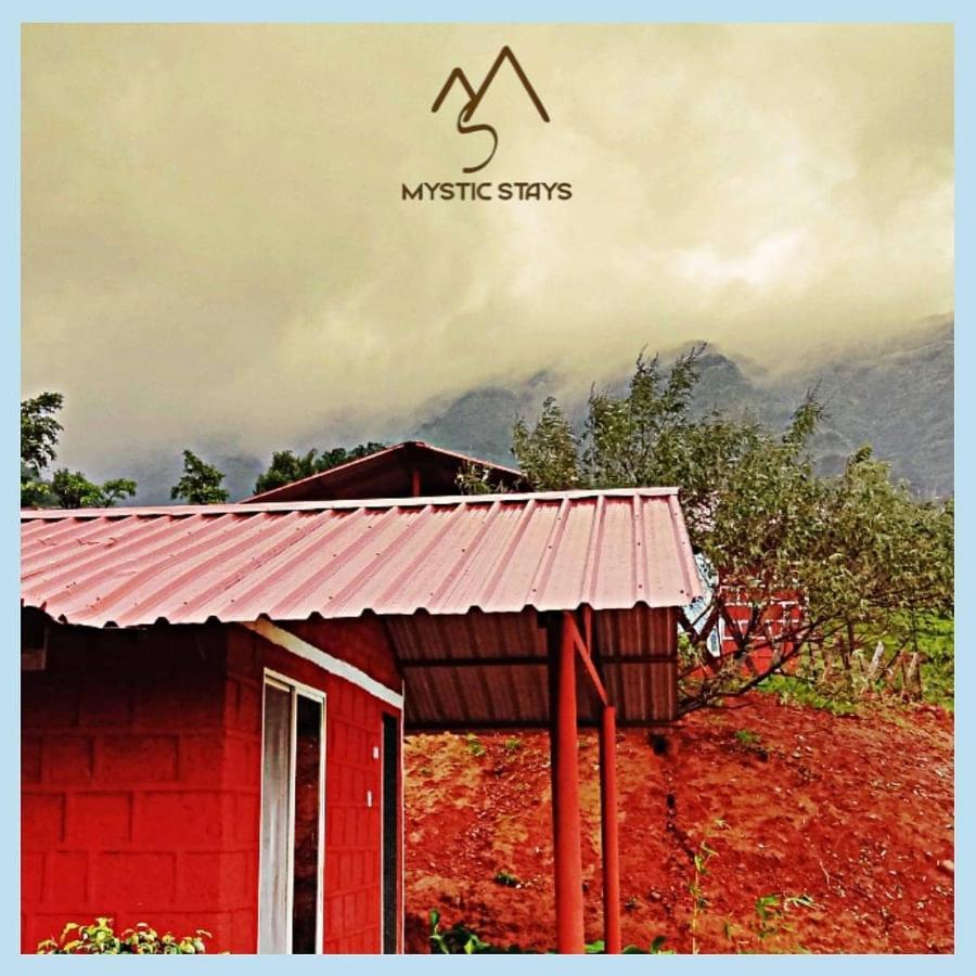 Mysticstays Resort Wai Eksteriør billede