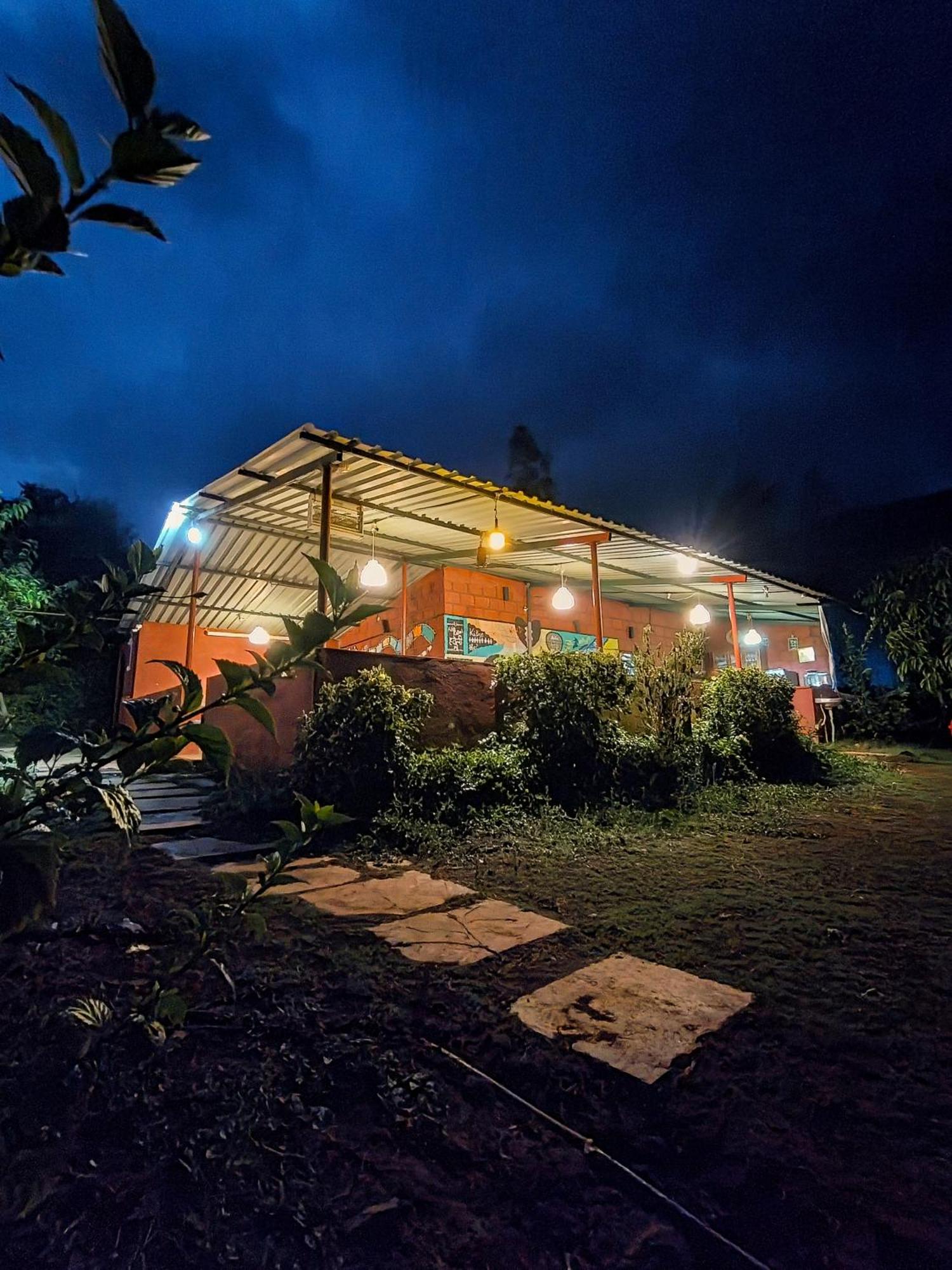 Mysticstays Resort Wai Eksteriør billede