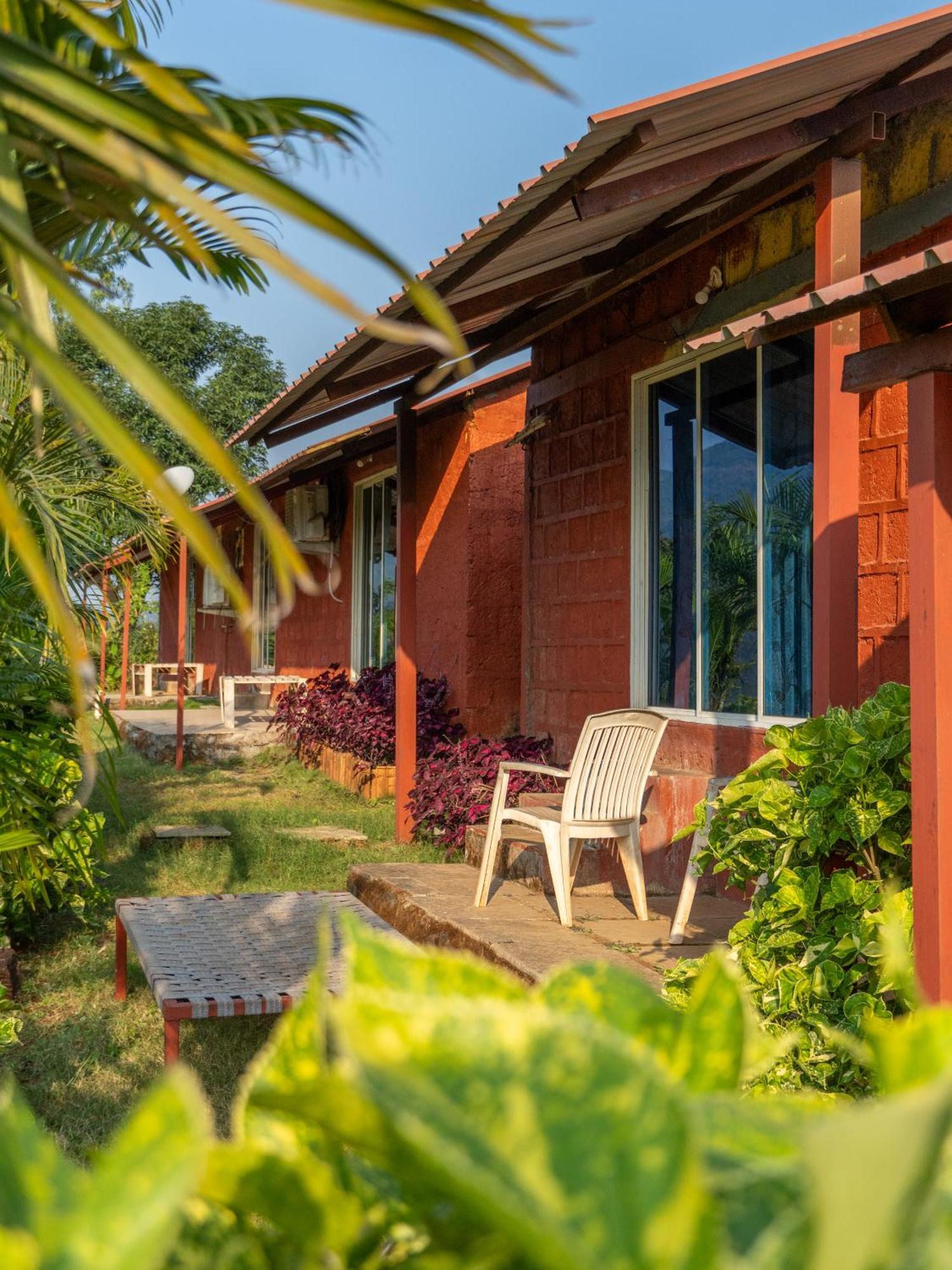 Mysticstays Resort Wai Eksteriør billede