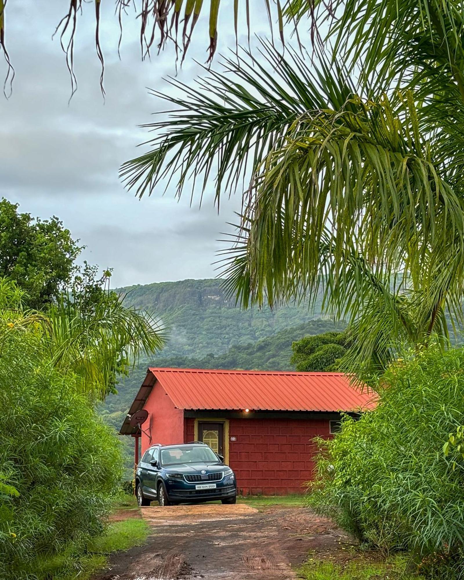 Mysticstays Resort Wai Eksteriør billede